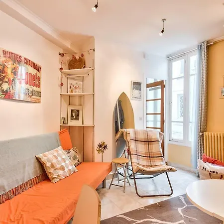❁ Spacious Studio Near Buttes Chaumont ❁ * Paris